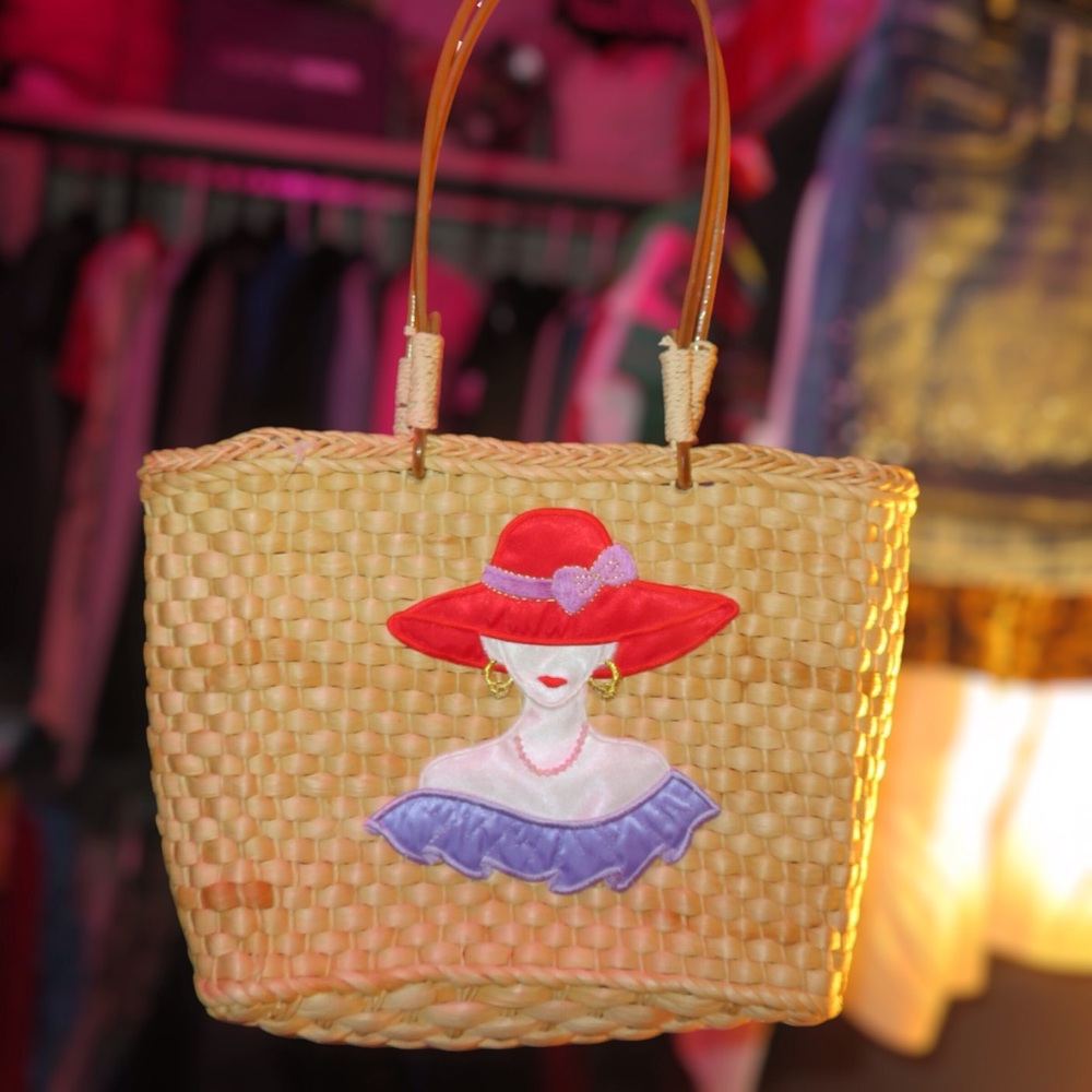 Vintage Straw Tote Bag w Retro Fashion Girl